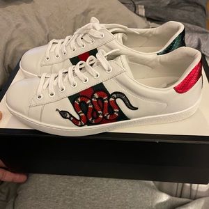 Gucci snake sneakers size 8